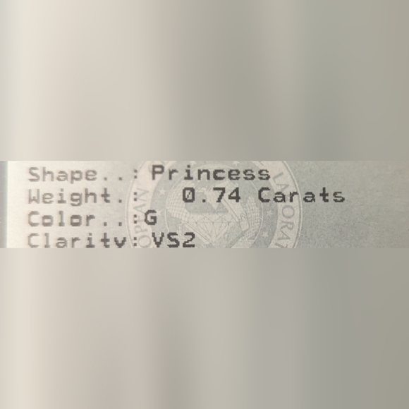 Elegant Solitaire Diamond Ring With Wedding Band - Picture 5 of 10